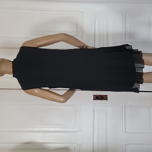 DKNY PLEATED SHIFT DRESS😍 - Picture 4 of 8